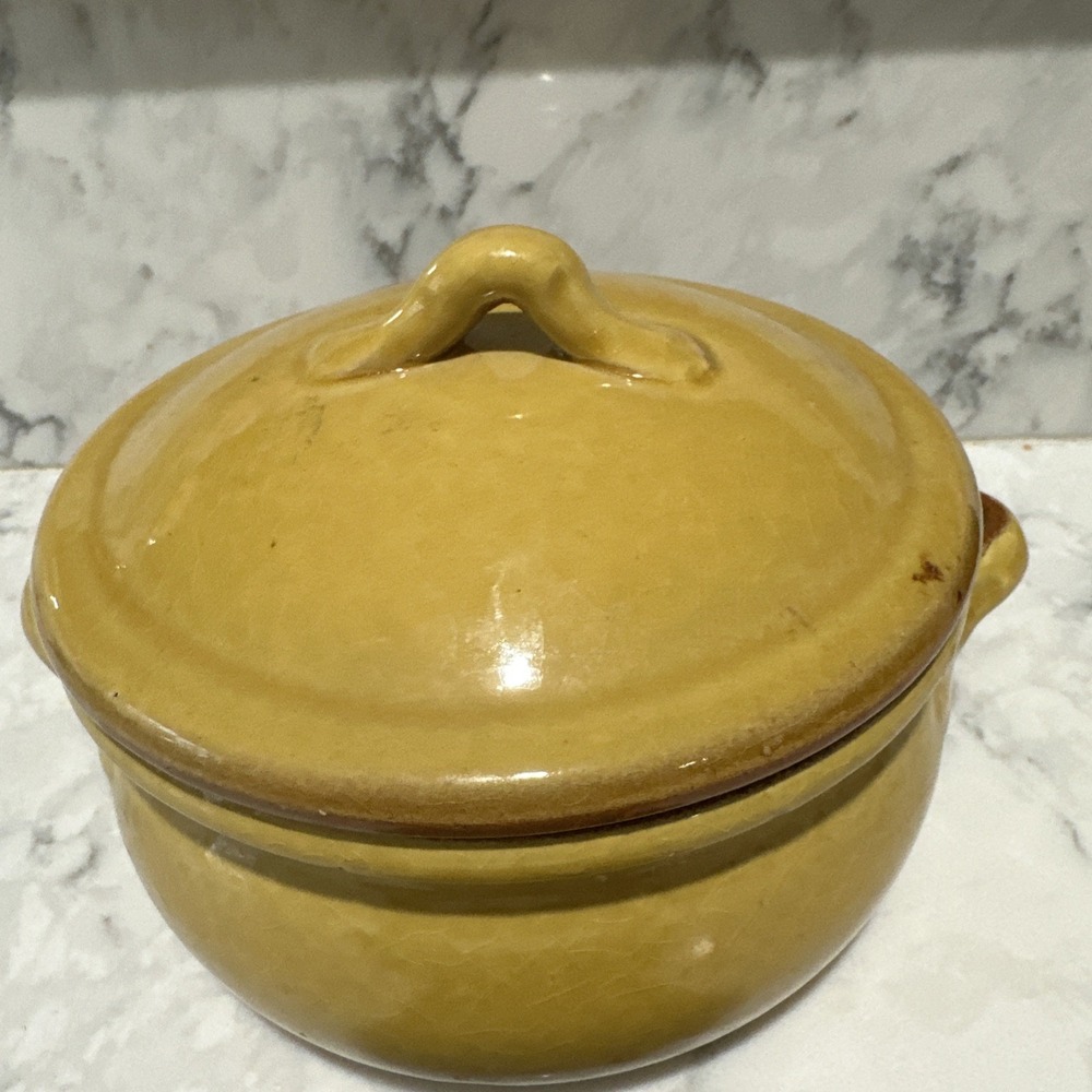 Vintage Yellow Terracotta Covered Casserole Serving Dish - Picture 2 of 5